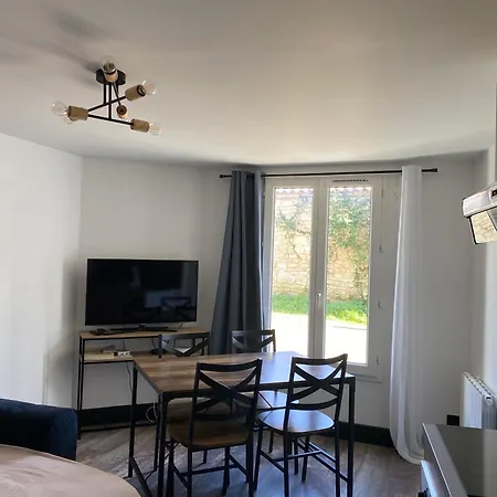 Les Cocons Du Centre Niortais Appartamento